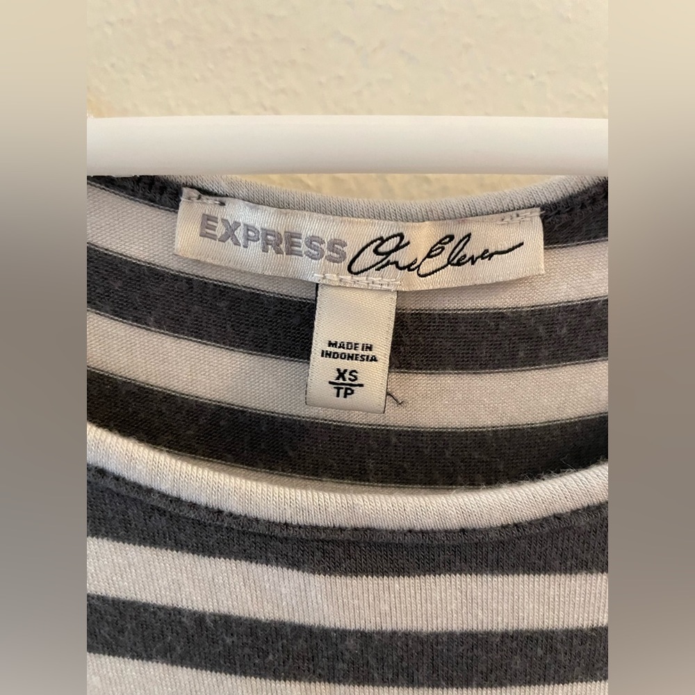 Express Tank Top - Picture 3 of 5